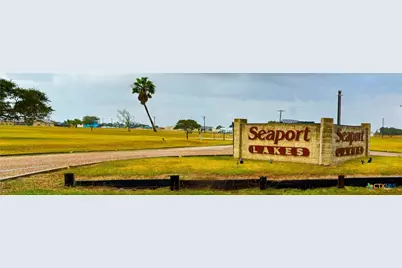 441 Gibb Boulevard, Seadrift, TX 77983 - Photo 2