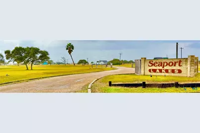 441 Gibb Boulevard, Seadrift, TX 77983 - Photo 6