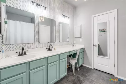 2071 Carlisle Castle Drive, New Braunfels, TX 78130 - Photo 20