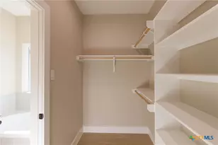 117 Lost Pnes Ln, Marion, TX 78124 - Photo 22