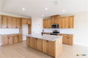 117 Lost Pnes Ln, Marion, TX 78124 - Photo 8