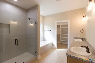 117 Lost Pnes Ln, Marion, TX 78124 - Photo 20