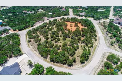 520 Golden Eagle Loop, Canyon Lake, TX 78133 - Photo 2