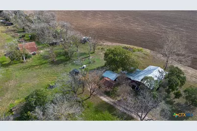 8195 Fm 725, Mcqueeney, TX 78123 - Photo 12