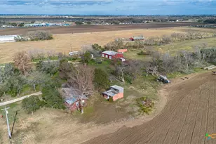 8195 FM725, Mcqueeney, TX 78123 - Photo 10