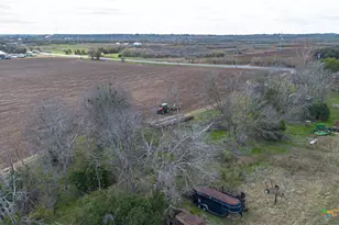 8195 FM725, Mcqueeney, TX 78123 - Photo 16