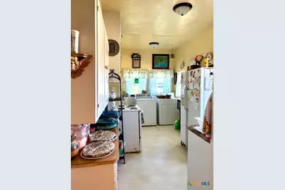 203 N 10th Street, Gatesville, TX 76528 - Photo 10