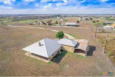 2455 Fm 465, Seguin, TX 78155 - Photo 38