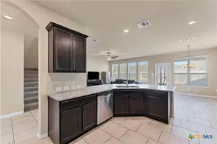 5613 Cross Over Rd, New Braunfels, TX 78132 - Photo 22