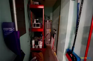 811 W Main St, Port O'Connor, TX 77982 - Photo 20