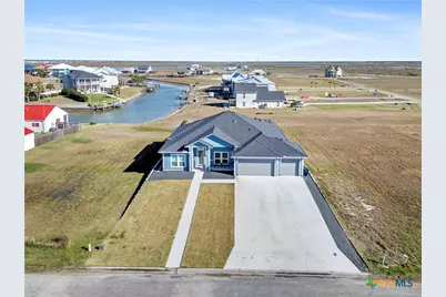 13 Westpointe Drive, Rockport, TX 78382 - Photo 2