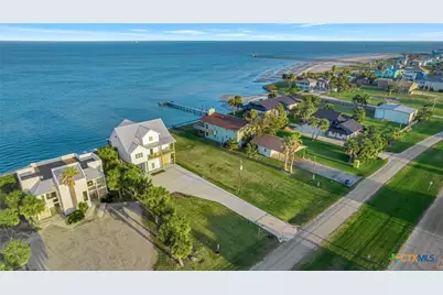 902 N Washington Street, Port O'Connor, TX 77982 - Photo 4