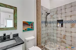 902 N Washington St, Port O'Connor, TX 77982 - Photo 28