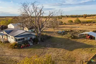 14858 Fm 1322, Luling, TX 78648 - Photo 30