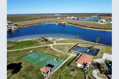 147 Vista Merlot, Port O'Connor, TX 77982 - Photo 10