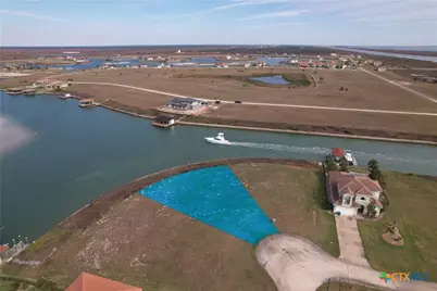 147 Vista Merlot, Port O'Connor, TX 77982 - Photo 4