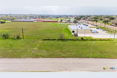 105 Northpark Drive, Victoria, TX 77901 - Photo 4