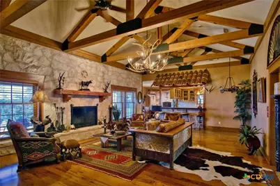 521 Bluff Creek Road, Comfort, TX 78010 - Photo 18