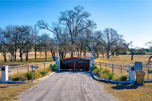 521 Bluff Creek Rd, Comfort, TX 78010 - Photo 40