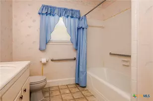 404 Rhodes, Victoria, TX 77904 - Photo 28