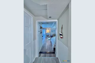 804 W Madison Avenue, Port O'Connor, TX 77982 - Photo 18