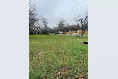 917 S 2nd Street, Temple, TX 76504 - Photo 4