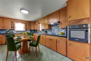 3534 Hwy 90 A E, Gonzales, TX 78629 - Photo 2