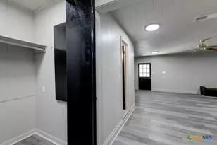 3534 Hwy 90 A E, Gonzales, TX 78629 - Photo 24