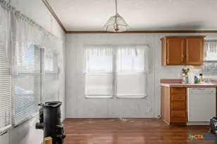 14858 Fm 1322, Luling, TX 78648 - Photo 8