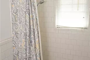 407 Rorem Ave, Palacios, TX 77465 - Photo 10