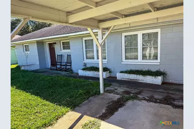 407 Rorem Avenue, Palacios, TX 77465 - Photo 2