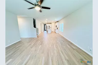 1280 Ella Crossing, New Braunfels, TX 78130 - Photo 4