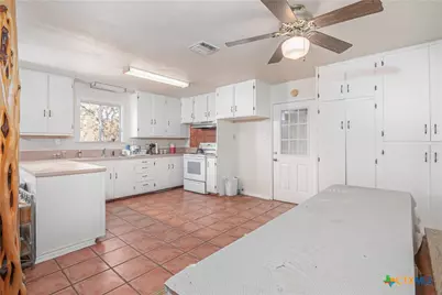 847 Littlehorn Lane, Stockdale, TX 78160 - Photo 34