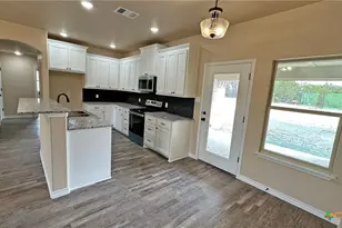 3173 Fish Pond Dr, Copperas Cove, TX 76522 - Photo 8