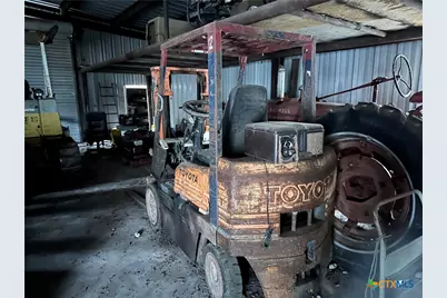 2045 Juan Antonio Road, Victoria, TX 77904 - Photo 4