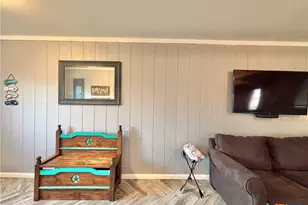 510 N 10th St, Port O'Connor, TX 77982 - Photo 6