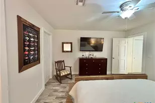 510 N 10th St, Port O'Connor, TX 77982 - Photo 20