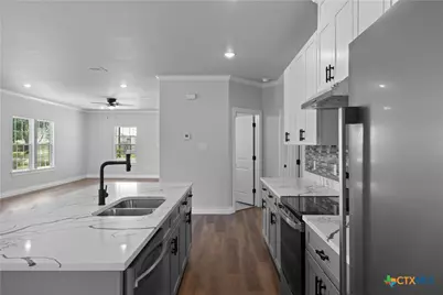 502 N Mignonette Street, Kosse, TX 76653 - Photo 6