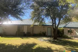 00 Buffalo Gap, Seguin, TX 78155 - Photo 4