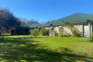 00 Buffalo Gap, Seguin, TX 78155 - Photo 12