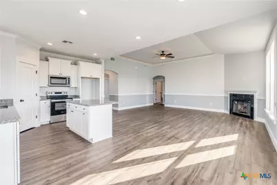 179 Lost Maples Way, Marion, TX 78124 - Photo 10