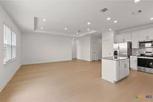 1213 Crimson Sky Ct, Belton, TX 76513 - Photo 4