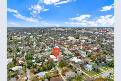 715 W Hopkins Street, San Marcos, TX 78666 - Photo 4