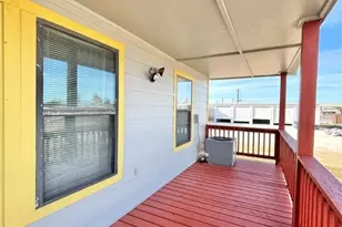 104 S Byers St, Port O'Connor, TX 77982 - Photo 14