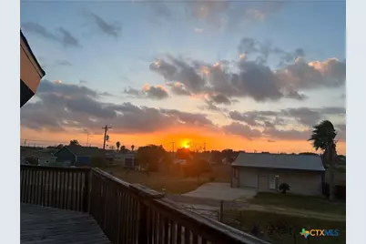 1504 W Saint Louis Avenue, Seadrift, TX 77983 - Photo 4