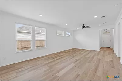 8019 Pineridge Way, Temple, TX 76502 - Photo 12