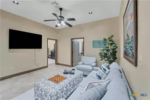 514 Woodlake Dr, Mcqueeney, TX 78123 - Photo 30