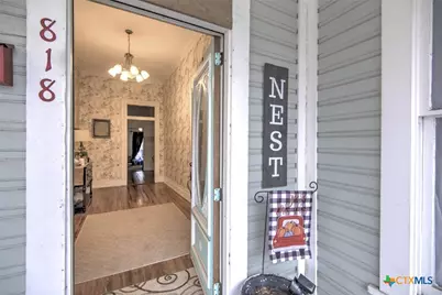 818 N 1st Street, Temple, TX 76501 - Photo 4