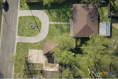 801 1/2 E Avenue C, Lampasas, TX 76550 - Photo 38