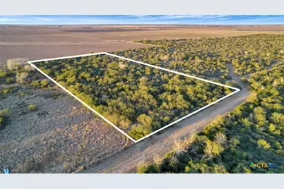 000 Rabbit Run Road, Victoria, TX 77905 - Photo 20